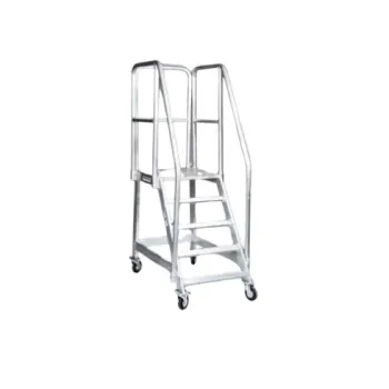 ميتافورم 200-2.50 سلم الألومنيوم طراز 200 سلم بمنصة وقوف و درابزين فك و تركيب  